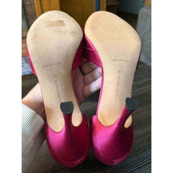 Manolo Blahnik Sedaraby Pink d'Orsay Pump with Crystal-Embellished Buckle Sz. 41 - Picture 3 of 11